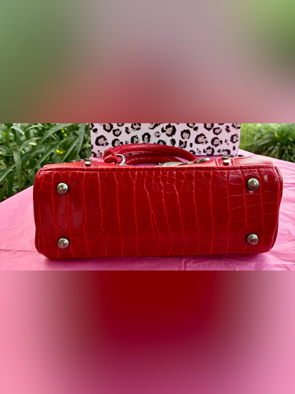 NWT ED HARDY Red Satchel/Crossbody with Decorative Charm Chain & Gift Ready❤️🎁🎊 - Picture 3 of 10